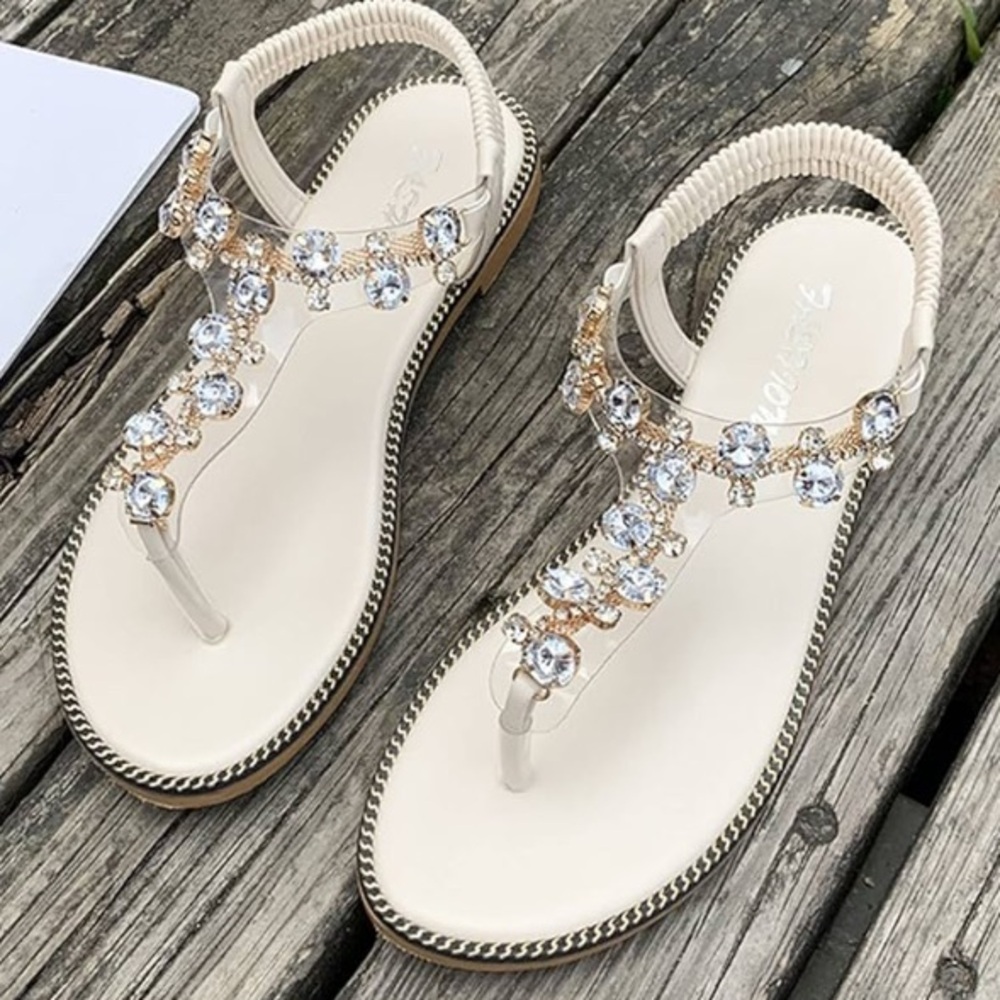 NWOT Fashion Sandals woman’s size 41. Rhinestone